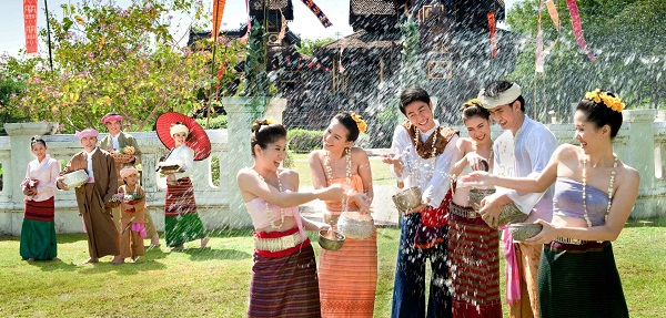 Lễ hội té nước Thái Lan
